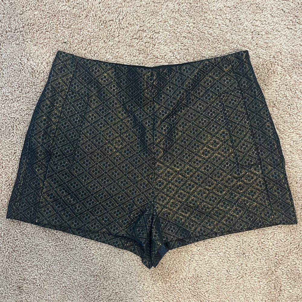 Forever 21 black metallic quilted shorts